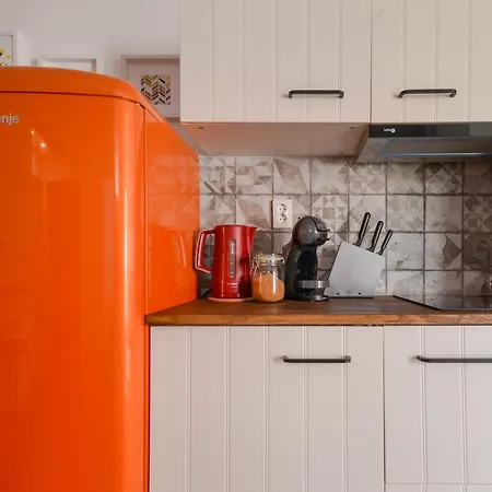 Appartement • Minimalism & Charisma • In Sofia's Top Centre •